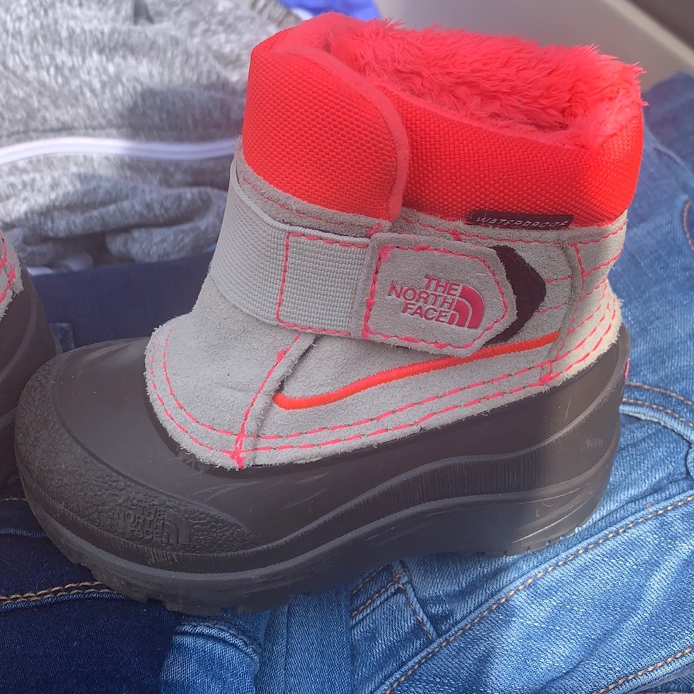 Northface winter boot, Toddler size 6